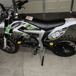 MotoTec Demon 40cc 4-Stroke Kids Gas Dirt Bike