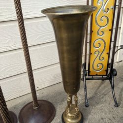 Classy Decor Items. Candle Holder. Urn