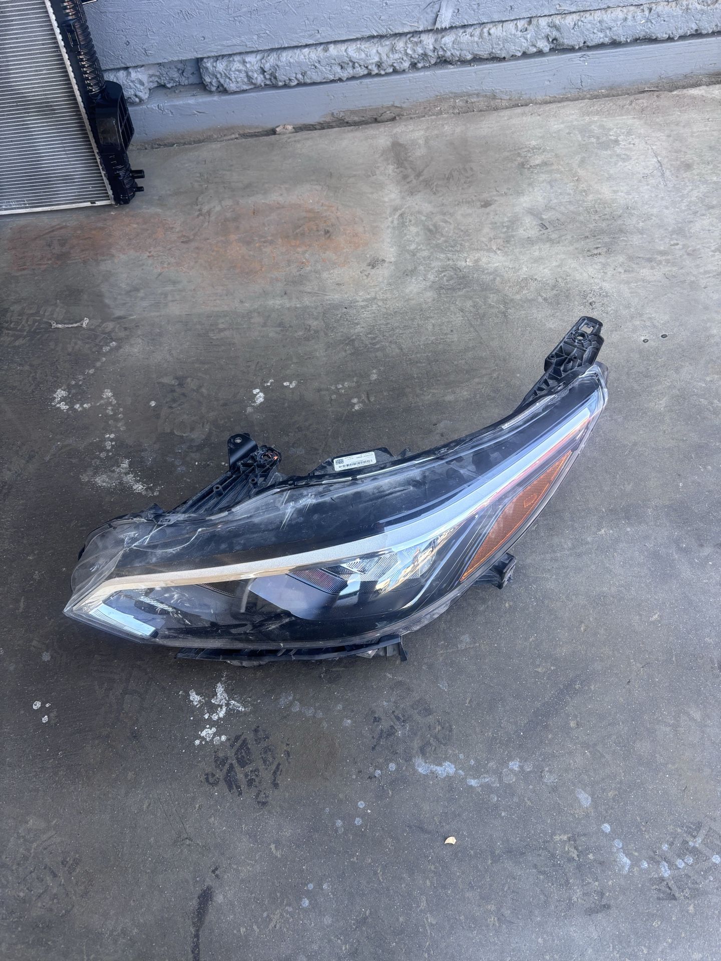 2016-2018 Nissan Sentra headlight