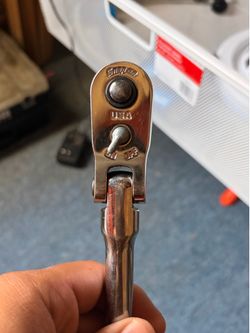Snap on ratchet