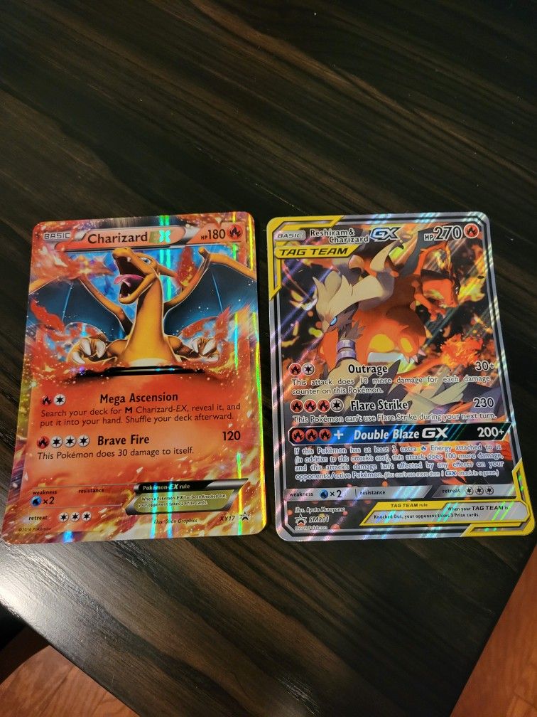 2 Jumbo Charizard Cards