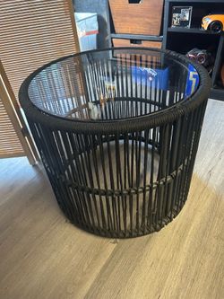 Center/side table