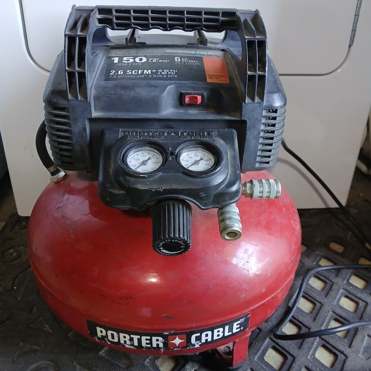 Porter Cable 150 PSI 6 Gallon Oil Free Air Compressor 