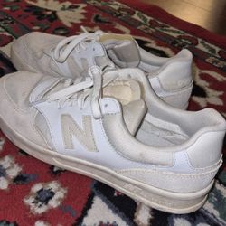 New Balance Women's Size 8