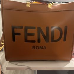 Fendi purse