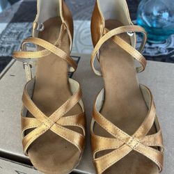 Women’s Brand New Ballroom Dance Hells-Size 8.5