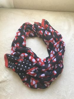Minnie Mouse scarf