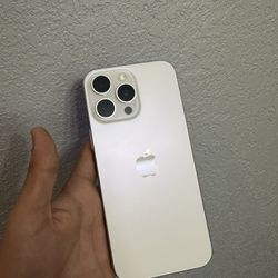 iphone 16 Pro Max cricket 