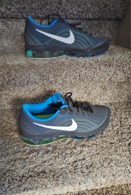 Nike Shoes Men Size 11