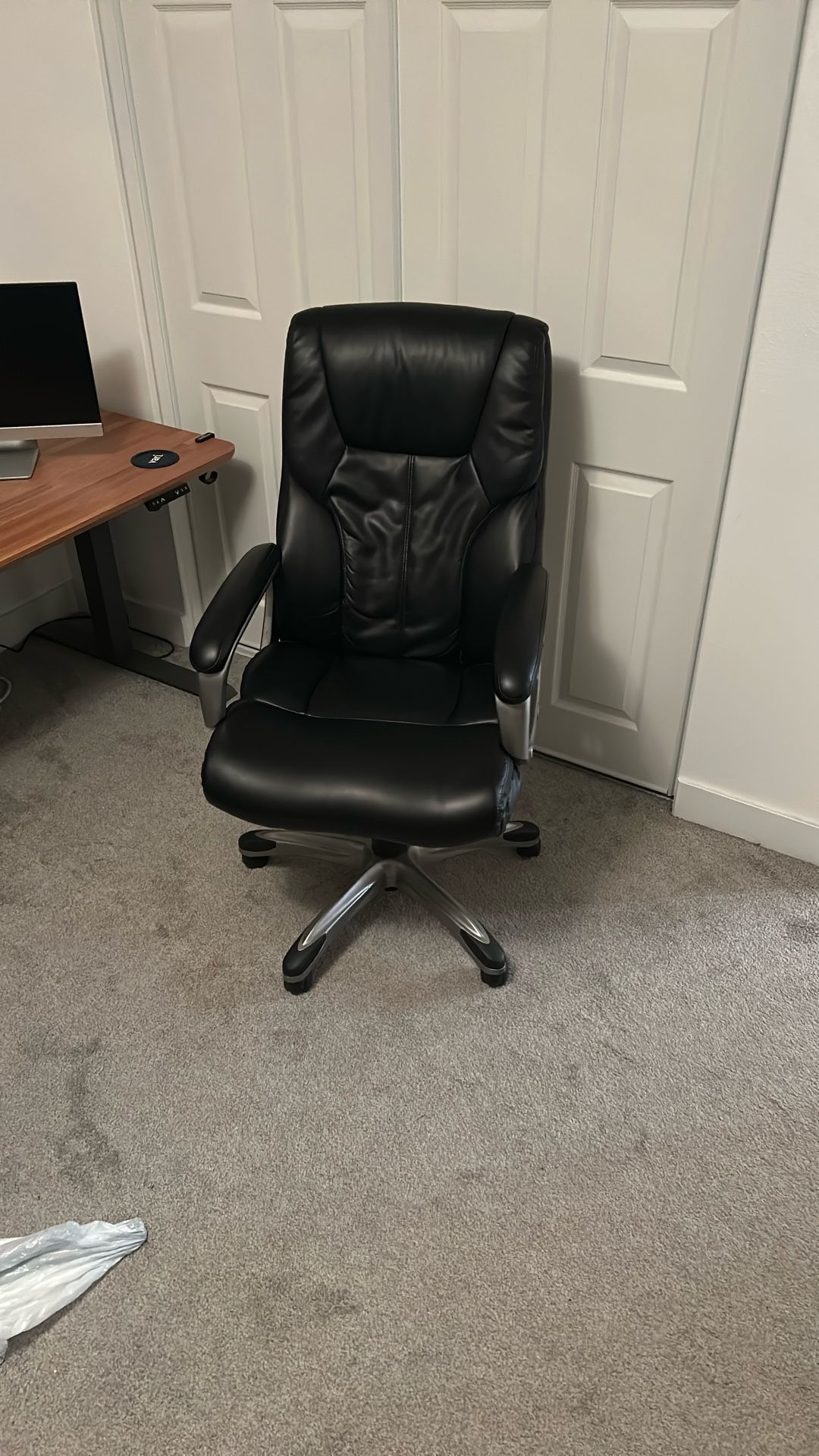 Black Leather Desk Chair
