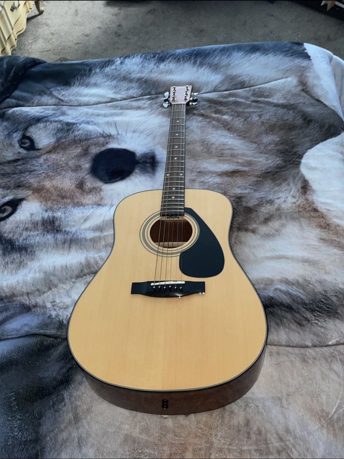 Yamaha Guitar