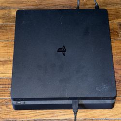 Sony PlayStation 4 Slim With 2 Controllers A Charging Port And 6 Games READ DESCRIPTION 