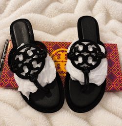 New Tory Burch Sandals Size 7.5