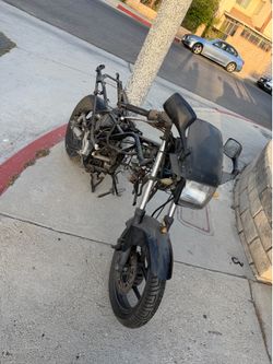 Ninja 250 Rolling Chassis / Project Bike - $100 OBO