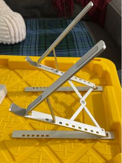 Laptop Stand/ Adjustable