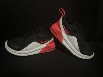 Nike air max motion 2 Toddler Size 6C