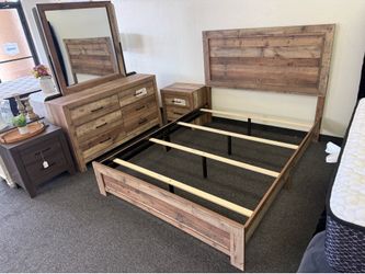 Queen bedroom set