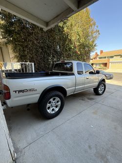 Clean Tittle