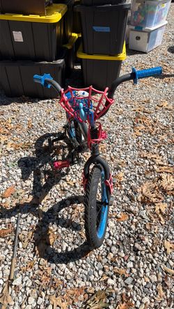 Spider-Man Kids Bike with Training Wheels