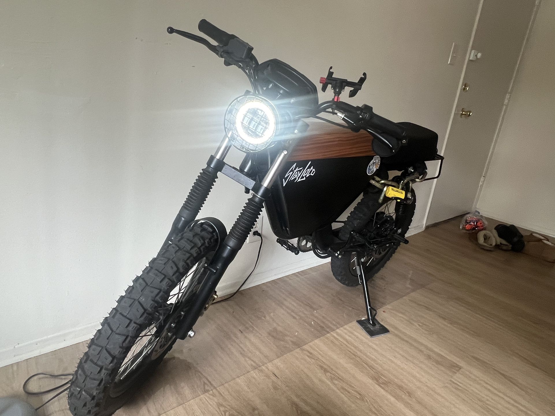 Onyx Electric Bike goes 60 Mph!