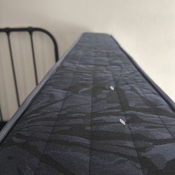 Brand new complete bed