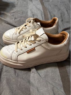 Authentic Tory Burch shoes size 8.5