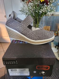 Bernie Mev women's wedges