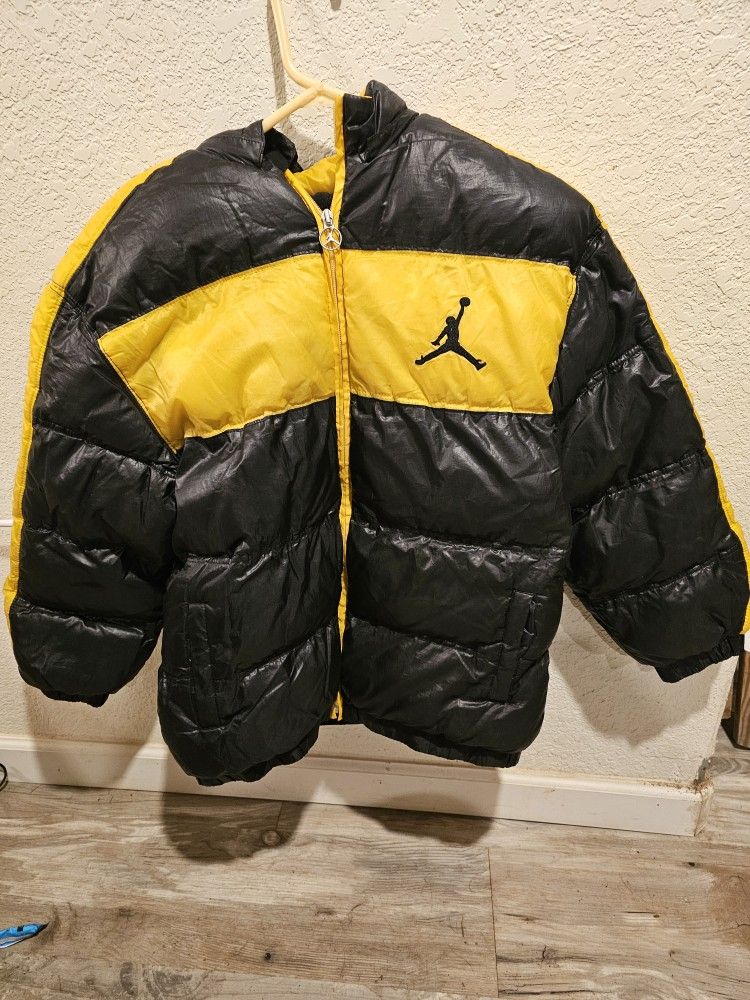 JACKET JORDAN WITH HOODIE