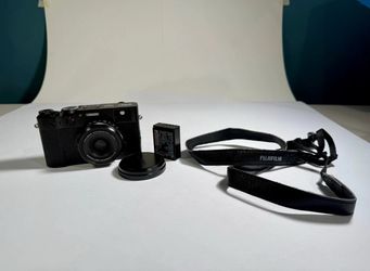 fujifilm x100v used