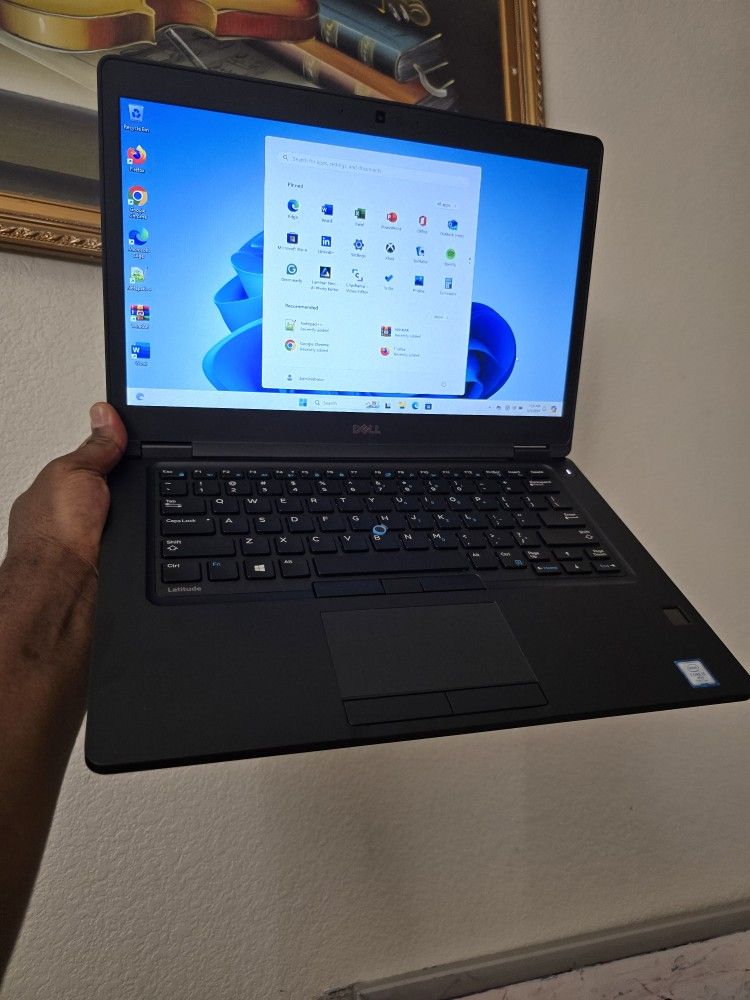 Dell i5-7th Gen/ 2.6GHz/ 16GB RAM/ 256 GB M.2-SSD