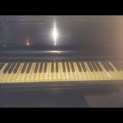 Wurlitzer Upright Antique Piano 