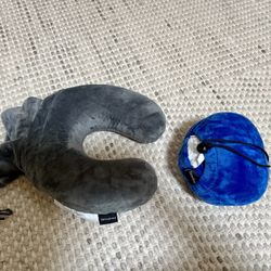 Brand New samsonite travel neck pillows