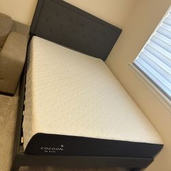 Moving Sale: Full Size Bedroom Set 