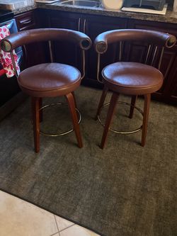 NEW TYBOATLE Swivel Bar Stools Set of 2, Counter Height PU Leather Dining Chairs with Gold-Plated