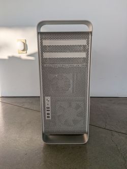 Working Apple  Mac Pro Mid-2010 Twelve 
Core 2.66. 48GB Ram, 300GB, 
NVIDIA Quadro 4000
