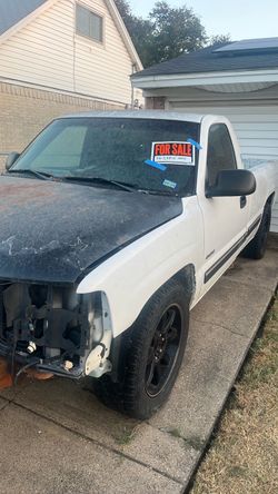 ‘01 Chevy Truck