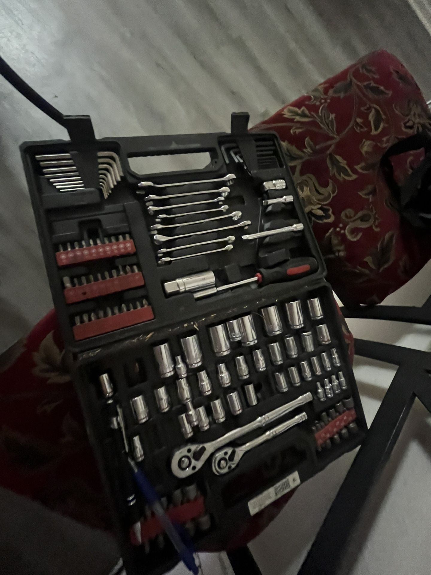 HYPER TOUGH TOOL BOX SET