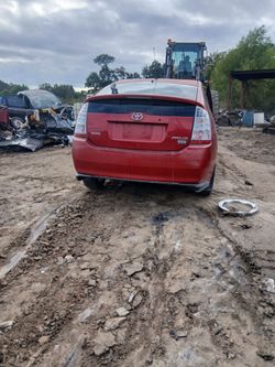 2007 Toyota pruis parts