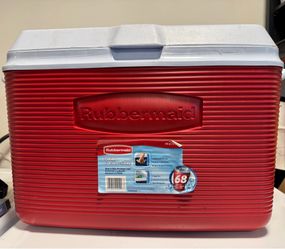 Rubbermaid 48 Qt Cooler in good condition
