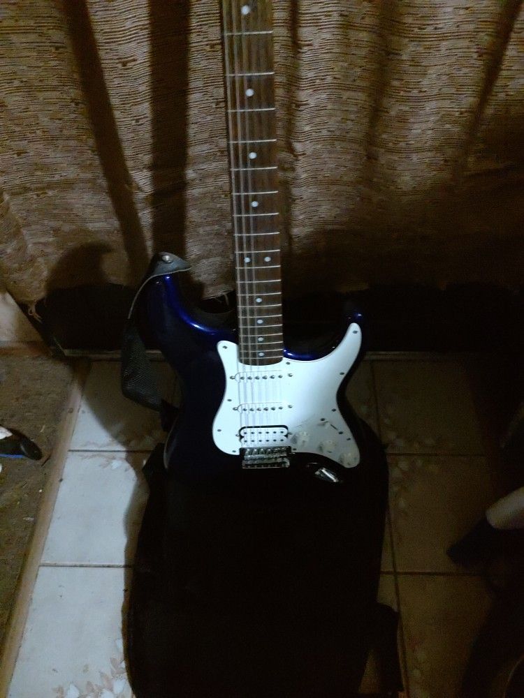 Signature Fender Starter Guitar