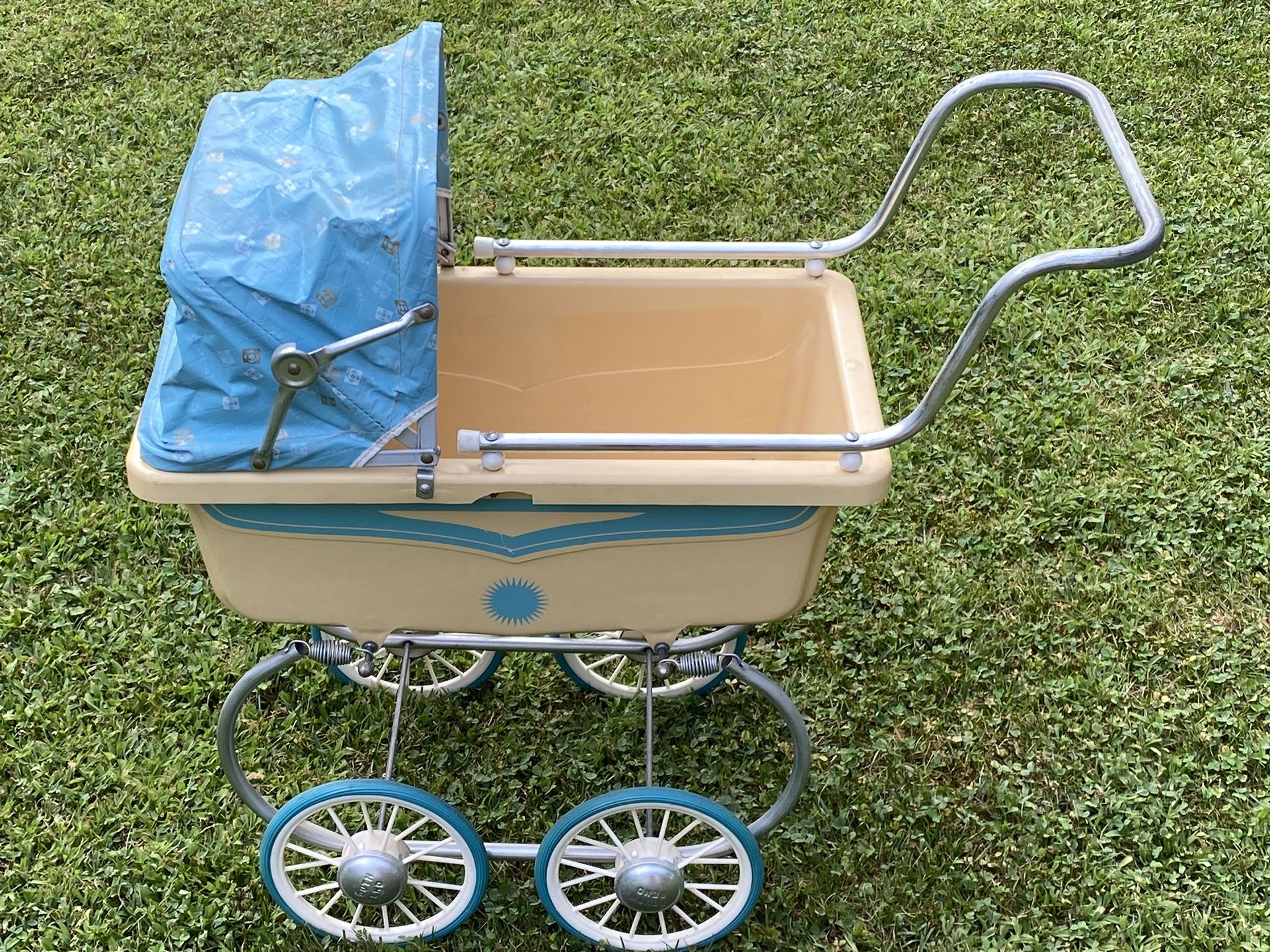 Southbend Vintage Stroller