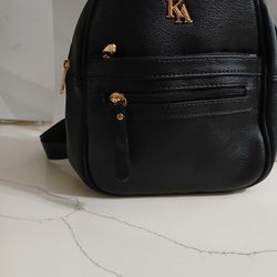 Nice New Backpack (Purse 🎒)