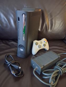 Microsoft Xbox 360 Elite 120GB Game Console Bundle 1 Controller Working Great