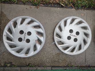 acura Integra hub caps