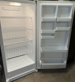 Upright Freezer 