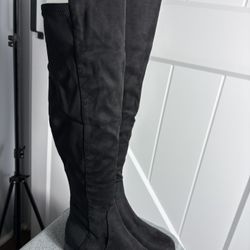 Unusable Black Over-the-knee