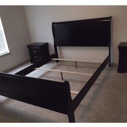 Full Black Bedroom Set – Dresser, Mirror, Chest, Bed Frame & Nightstands – Priced to Sell!