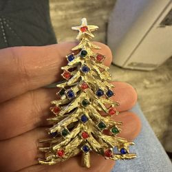 Vintage Rhinestone Christmas Tree Brooch With Layered Branches