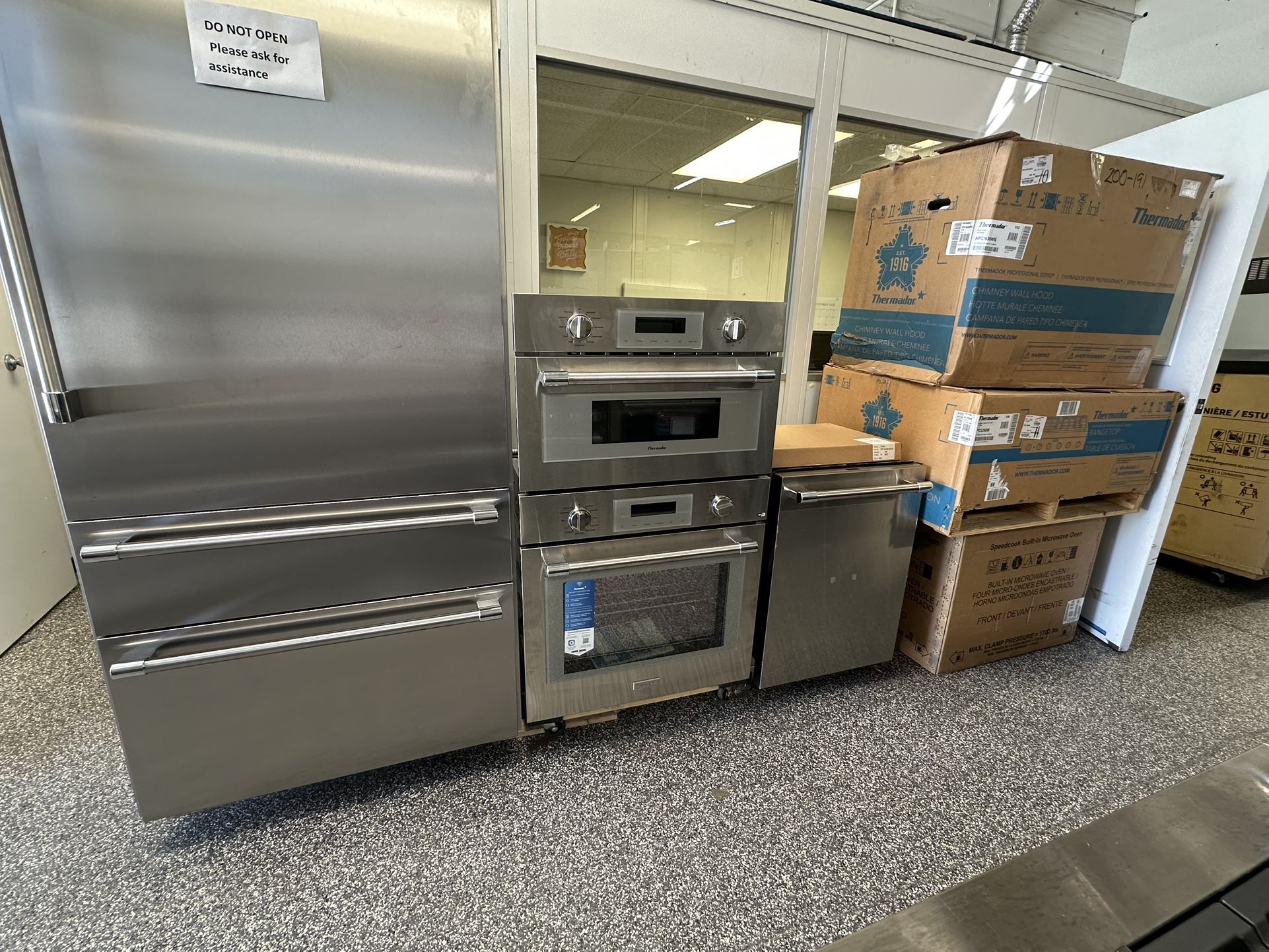 New Thermador Appliance Set