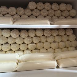 Hola Buenas Tardes A Todos Mis Clientes Estoy Ofreciendo Bolis Caseros De Leche A 4 Dolares Y De Agua A 3 